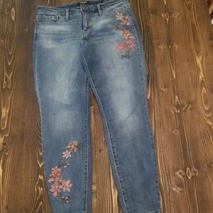 Nine West  Granercy Skinny Jeans